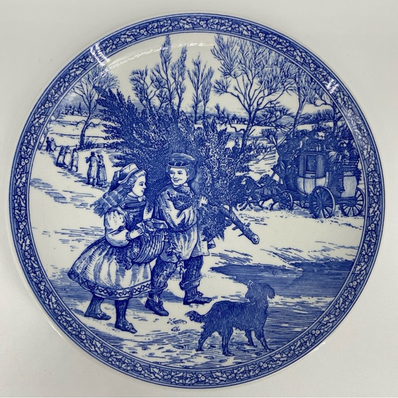Spode Christmas Plate Blue Room Gathering Tree Victorian Children Dog VTG 1995 - Picture 3 of 5